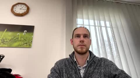 Snapshot of hornygaren chatting on 01-15-25, 12:15 zorander online show from 01-15-25, 12:15