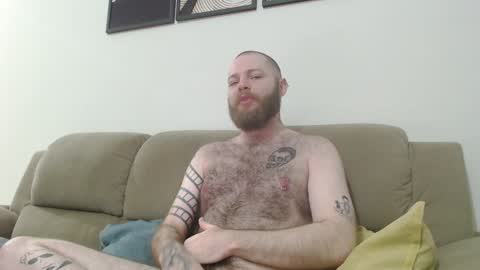 Snapshot of hornyhairy_bi chatting on 01-14-25, 10:44 Harry online show from 01-14-25, 10:44