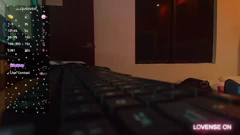 Snapshot of hornyhousekeeper_ chatting on 12-03-24, 12:27 Valentina online show from 12-03-24, 12:27