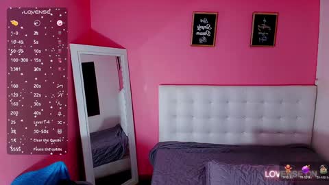 Snapshot of hornyhousekeeper_ chatting on 12-11-24, 12:44 Valentina online show from 12-11-24, 12:44