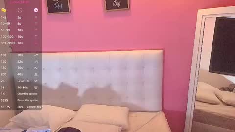 Snapshot of hornyhousekeeper_ chatting on 02-23-25, 12:05 Valentina online show from 02-23-25, 12:05