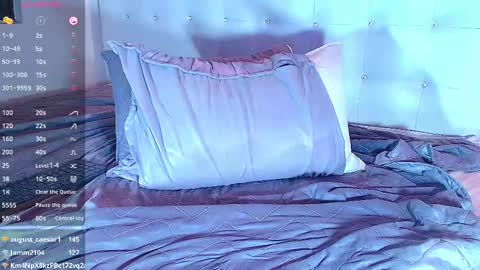 Snapshot of hornyhousekeeper_ chatting on 02-25-25, 06:31 Valentina online show from 02-25-25, 06:31