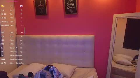 Snapshot of hornyhousekeeper_ chatting on 03-02-25, 12:11 Valentina online show from 03-02-25, 12:11