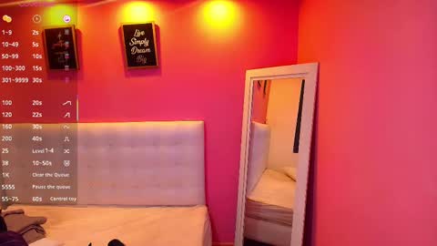 Snapshot of hornyhousekeeper_ chatting on 03-04-25, 12:12 Valentina online show from 03-04-25, 12:12