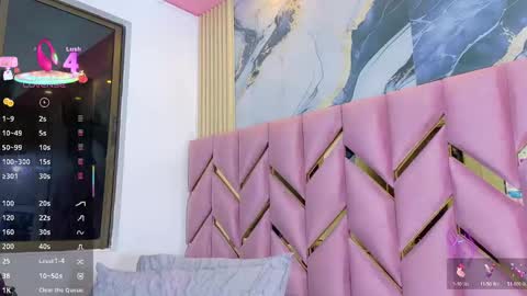 Snapshot of hornyhousekeeper_ chatting on 09-11-25, 12:27 Valentina online show from 09-11-25, 12:27