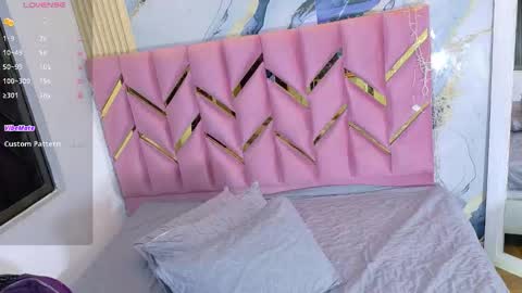 Snapshot of hornyhousekeeper_ chatting on 09-17-25, 12:29 Valentina online show from 09-17-25, 12:29