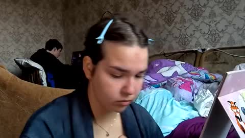 Alisa and Mike online show from 11-19-25, 10:59