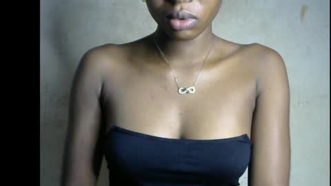 Bella online show from 06-20-26, 07:27