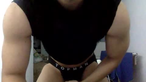 Snapshot of hornyspaniard93 chatting on 03-08-26, 12:08 hornyspaniard93 online show from 03-08-26, 12:08