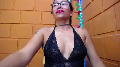 Agatha online show from 12-25-24, 02:46