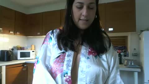 Snapshot of hornywifebbw chatting on 12-10-24, 11:43 Mary Coelho online show from 12-10-24, 11:43