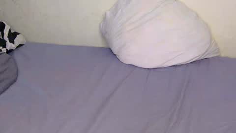 Its Cora online show from 05-15-26, 11:45