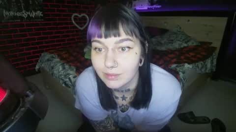 Messalina Horror online show from 11-19-25, 04:40