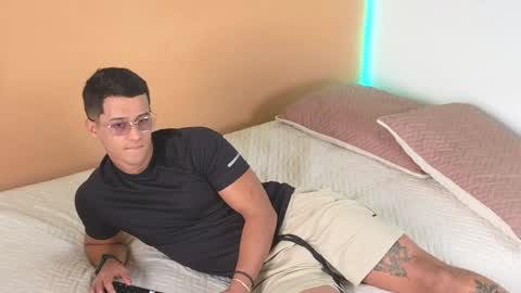 Snapshot of hot69temptation chatting on 12-07-24, 05:42 Marcus Tatti online show from 12-07-24, 05:42