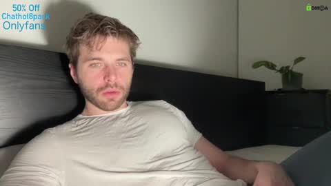 Snapshot of hot8pack01 chatting on 03-09-25, 01:25 Edward aka Wolf online show from 03-09-25, 01:25