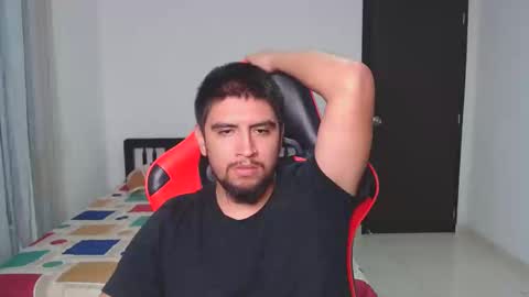 Snapshot of hot__husbands chatting on 02-19-25, 01:08 hot__husbands online show from 02-19-25, 01:08