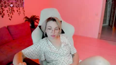 Snapshot of hot_babayaga chatting on 11-04-25, 03:11 online show from 11-04-25, 03:11