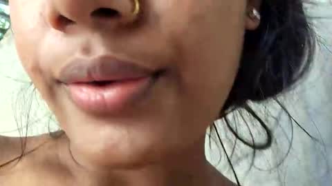 hot_baby_priya online show from 10-05-25, 04:22