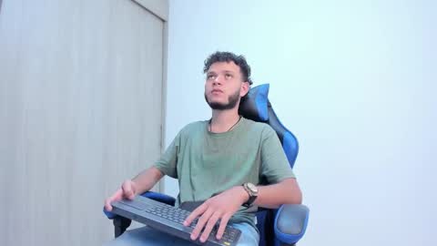 hot bad boy69 online show from 02-21-26, 09:27