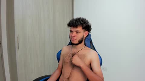 hot bad boy69 online show from 02-26-26, 06:51