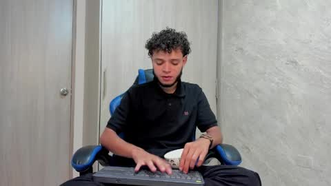 Snapshot of hot_bad_boy69 chatting on 04-06-26, 10:33 hot bad boy69 online show from 04-06-26, 10:33