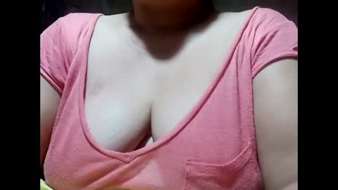 hot_boobs21 online show from 01-13-25, 09:52