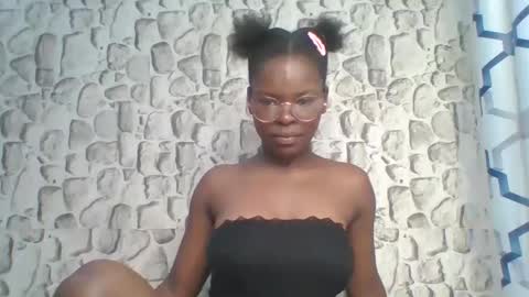 Snapshot of hot_cammy08 chatting on 05-18-26, 05:46 sweet cammy online show from 05-18-26, 05:46