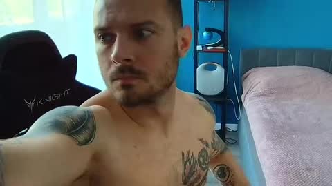 hot_cap_77 online show from 05-19-26, 02:45