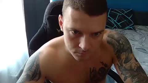 hot_cap_77 online show from 08-01-26, 07:40