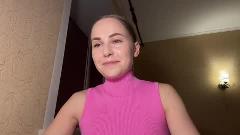 hot_chance_ online show from 04-25-26, 01:41