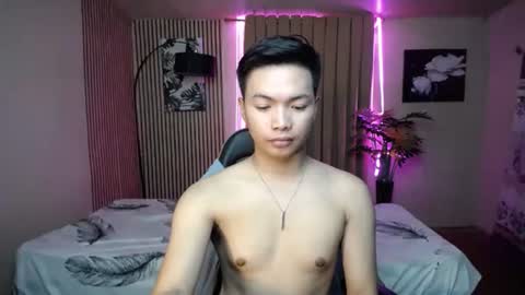 Snapshot of hot_chanie chatting on 11-06-25, 11:11 chan chan online show from 11-06-25, 11:11