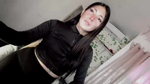 its me CLAUDIA online show from 10-03-25, 08:33