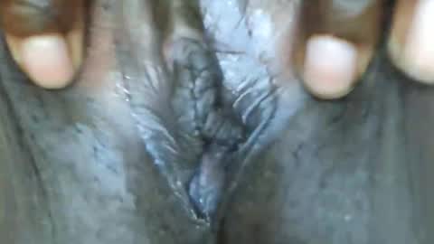 Snapshot of hot_darling95 chatting on 12-05-25, 07:17 Milly online show from 12-05-25, 07:17