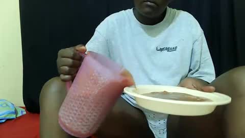 Snapshot of hot_darling95 chatting on 01-08-26, 06:21 Milly online show from 01-08-26, 06:21