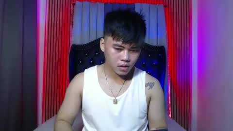 Snapshot of hot_emmanuel chatting on 12-15-25, 05:55 hot_emmanuel online show from 12-15-25, 05:55