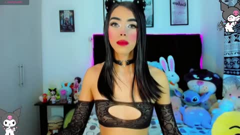 Snapshot of hot_eyes16 chatting on 04-05-26, 01:47 Valens online show from 04-05-26, 01:47