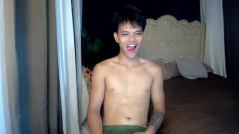 Snapshot of hot_fucker_ chatting on 10-22-25, 11:21 hot_fucker_ online show from 10-22-25, 11:21