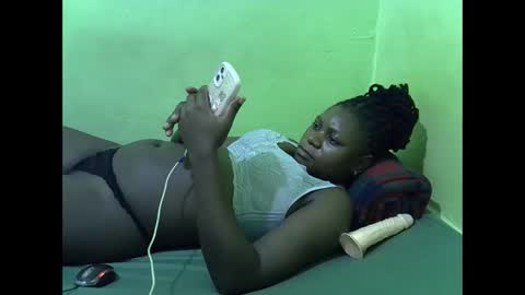 hot_girlly online show from 12-18-25, 06:58