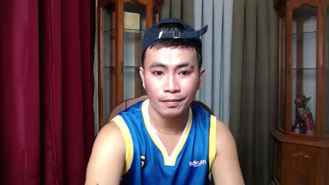 Snapshot of hot_khevin chatting on 09-10-25, 01:00 hot_khevin online show from 09-10-25, 01:00