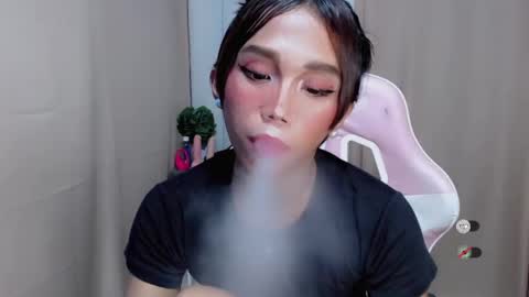 Khianna online show from 04-30-26, 02:12