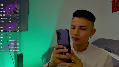 Alejandro online show from 05-13-26, 02:20