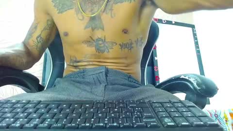 SEXY COUPLE  online show from 03-23-26, 07:51