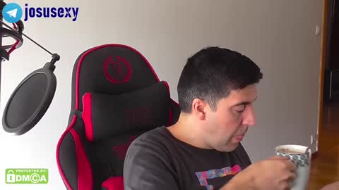 Snapshot of hot_liki chatting on 02-11-25, 10:04 Hot Li ki online show from 02-11-25, 10:04