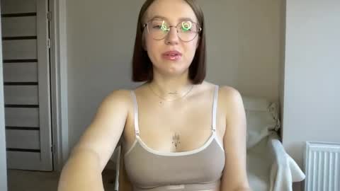 Lina online show from 01-10-25, 08:40