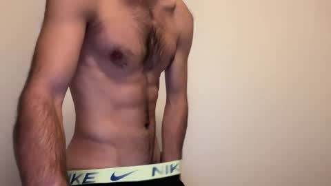Snapshot of hot_men_athlete chatting on 10-24-25, 08:55 hot_men_athlete online show from 10-24-25, 08:55