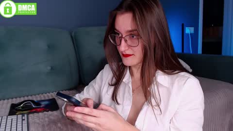 Alexandra online show from 12-13-24, 01:44