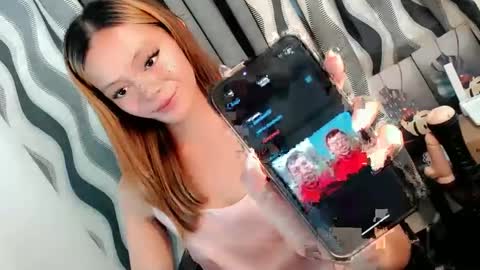 SWEET AGATHA online show from 01-20-25, 08:52