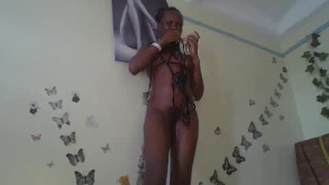 Snapshot of hot_petite100 chatting on 11-27-25, 08:49 hot petite100 online show from 11-27-25, 08:49