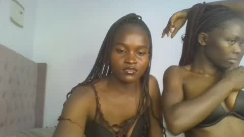 Snapshot of hot_petite12 chatting on 07-01-26, 07:13 Petite online show from 07-01-26, 07:13