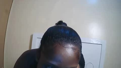Snapshot of hot_sauce2 chatting on 03-30-26, 12:00 hot_sauce2 online show from 03-30-26, 12:00